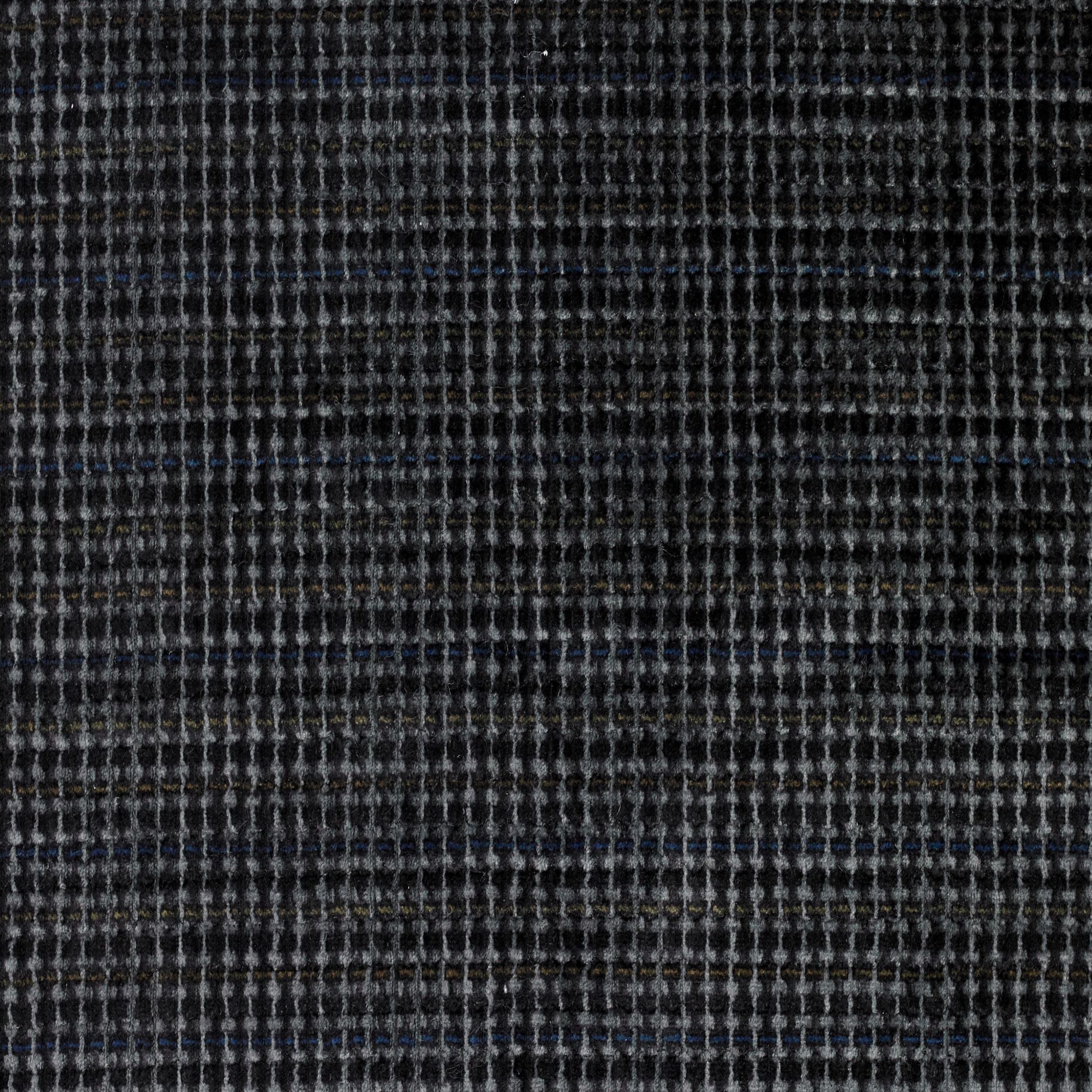 Buttercup Bed | Iron Mountain Chenille